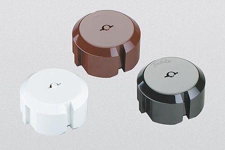 Steckdosenschutz zum Einstecken in Schutzkontakt-Steckdosen mit Spezialschlüssel, weiß, braun, schwarz